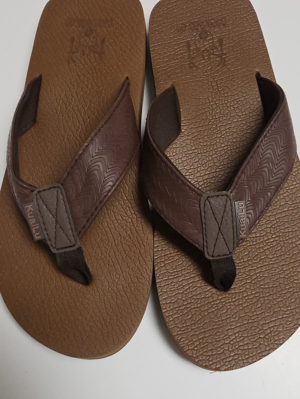 KuaiLu Men's Yoga Mat Leather Flip Flops - Arch Support Thong Sandals - Size 9